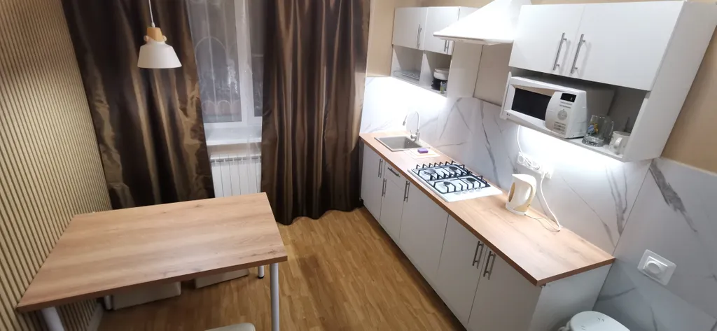 Часть дома на втором этаже с баней и бассейном