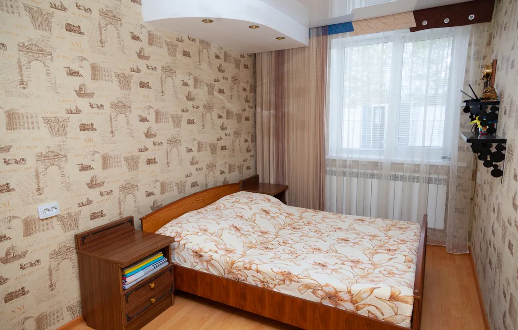 4-комнатная Квартира