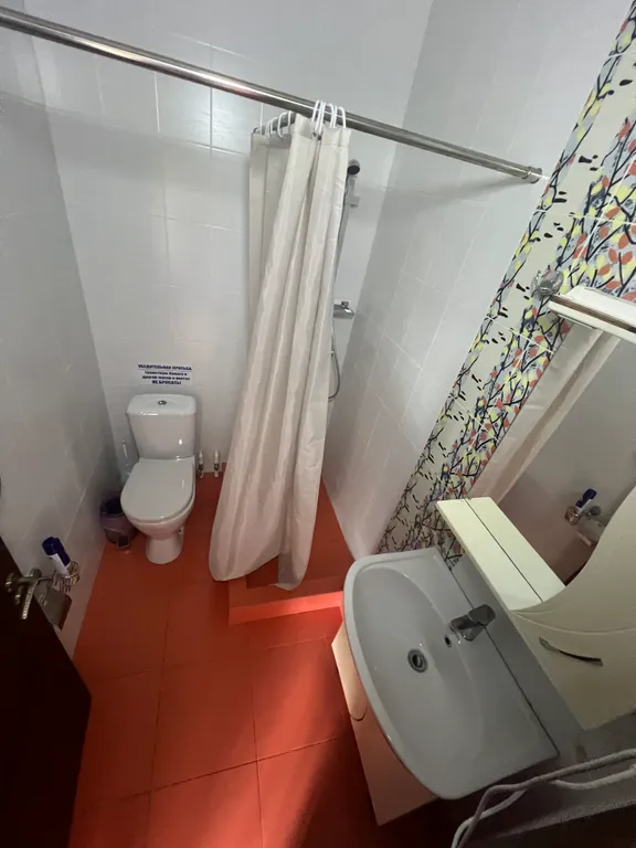 Коттедж Уютный коттедж с бассейном — Южная Озереевка