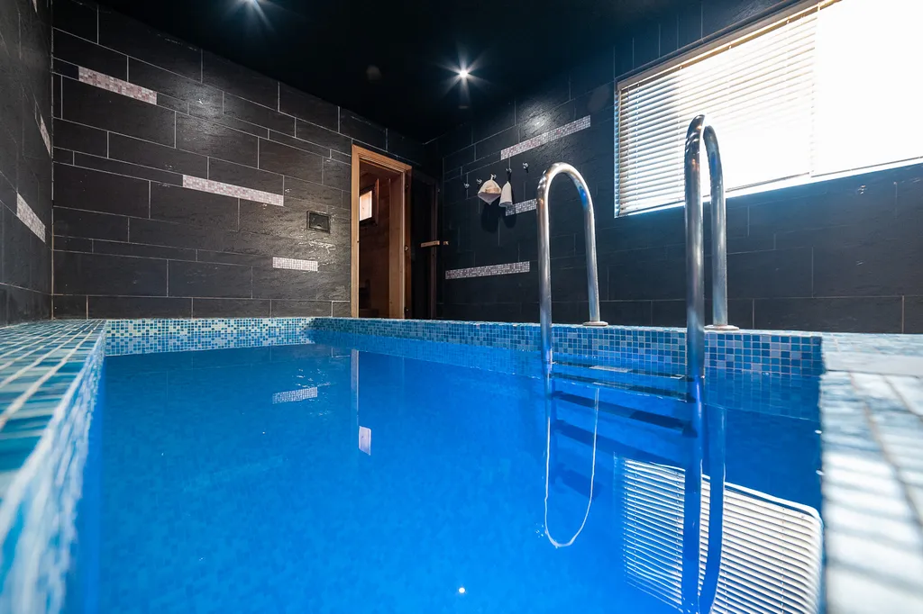 Лисавино Eco House, дом с бассейном и баней