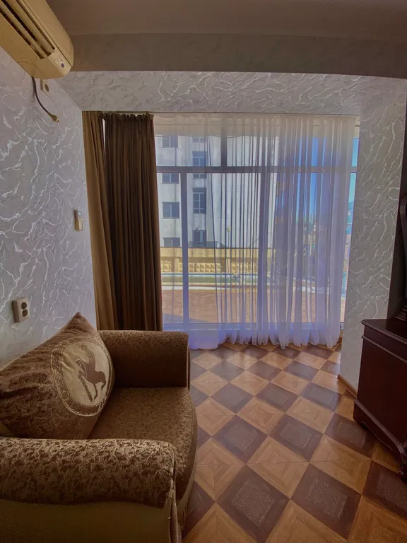 Апартаменты двухкомнатные с кухней