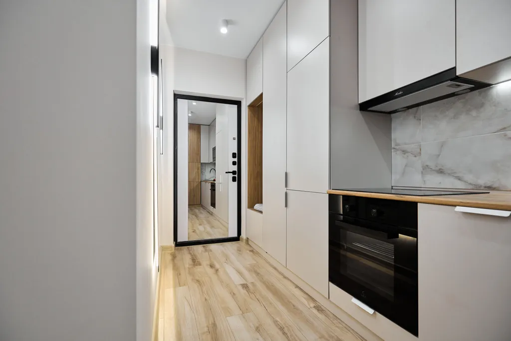 Просторная, свежая 2-комнатная квартира возле ТЦ Горизонт