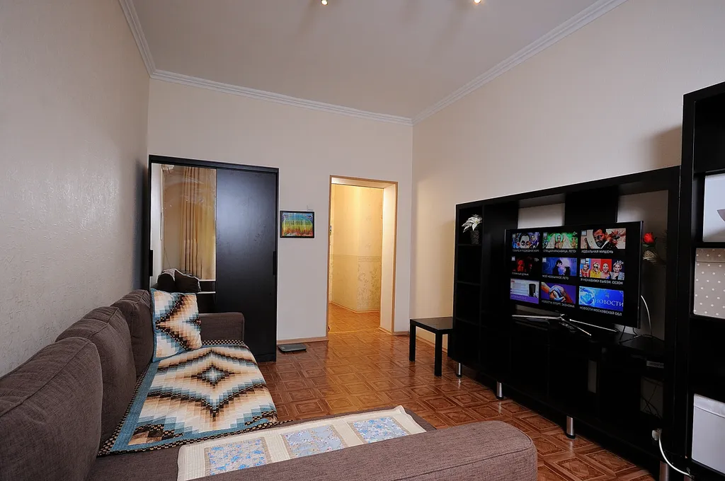 2-комнатная Квартира — аренда посуточно в Омск