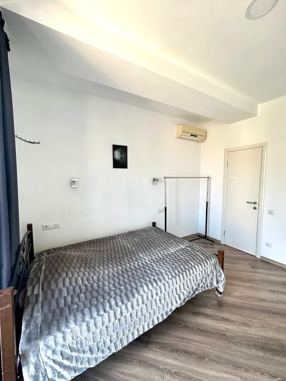 Уютная квартира рядом с морем в частном доме с садом