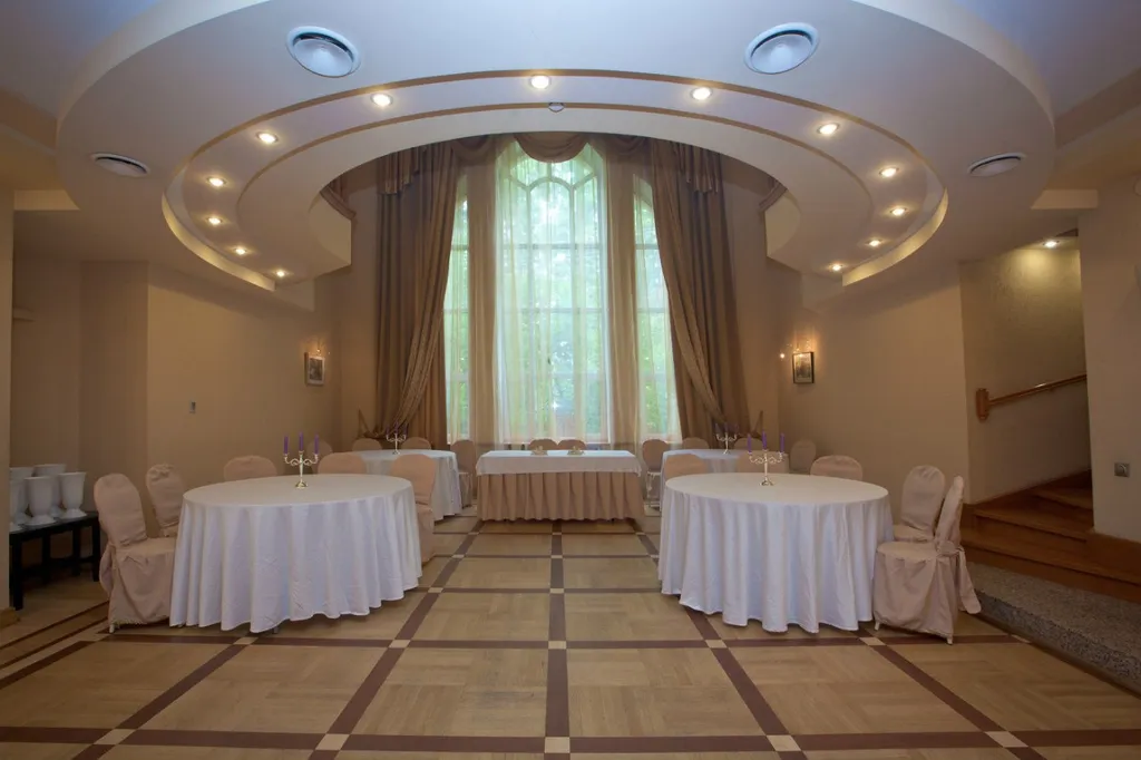 Экслюзивный коттедж с двумя бассейнами