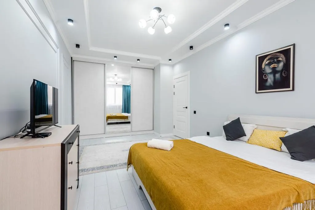 1 ком кв рядом с ТРЦ ADK и метро Сайран