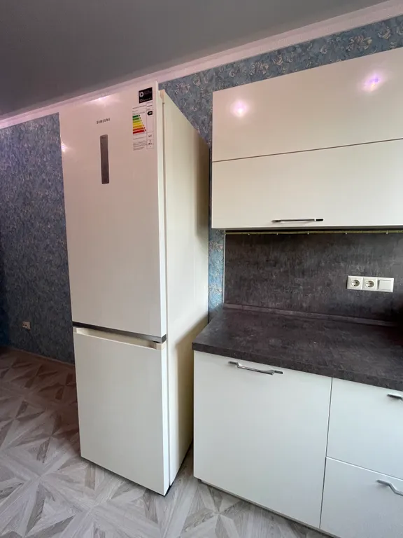 2-комнатная квартира с хорошим ремонтом в новом доме