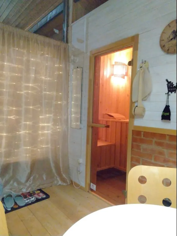 Эколофт с теннисным кортом недалеко от реки Москвы с сауной, камином