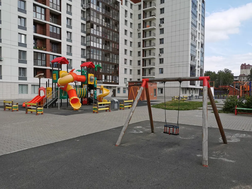 Квартира Комфортная квартира в центре с теплой подземной парковкой — Новосибирск