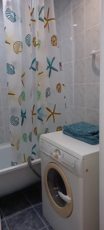 Уютная квартира с видом на красивый пруд