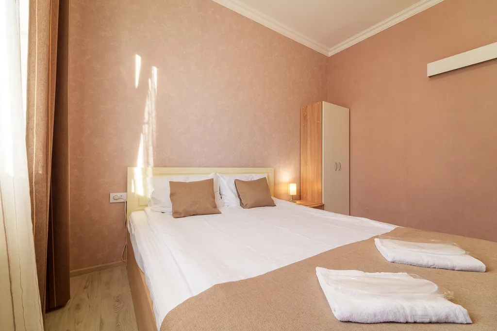 Квартира Квартира Двухместный номер стандарт с большой кроватью — Геленджик