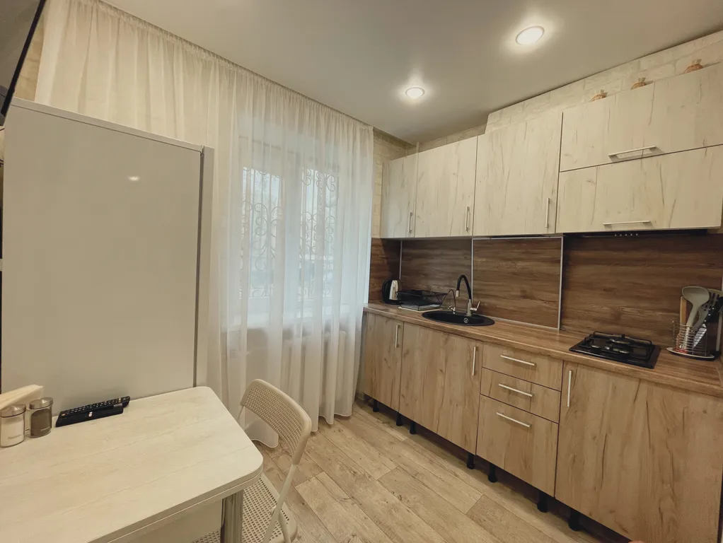 Комфортная двухкомнатная квартира в центре!