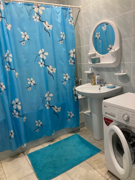 Квартира с просторным балконом в центре Геленджика