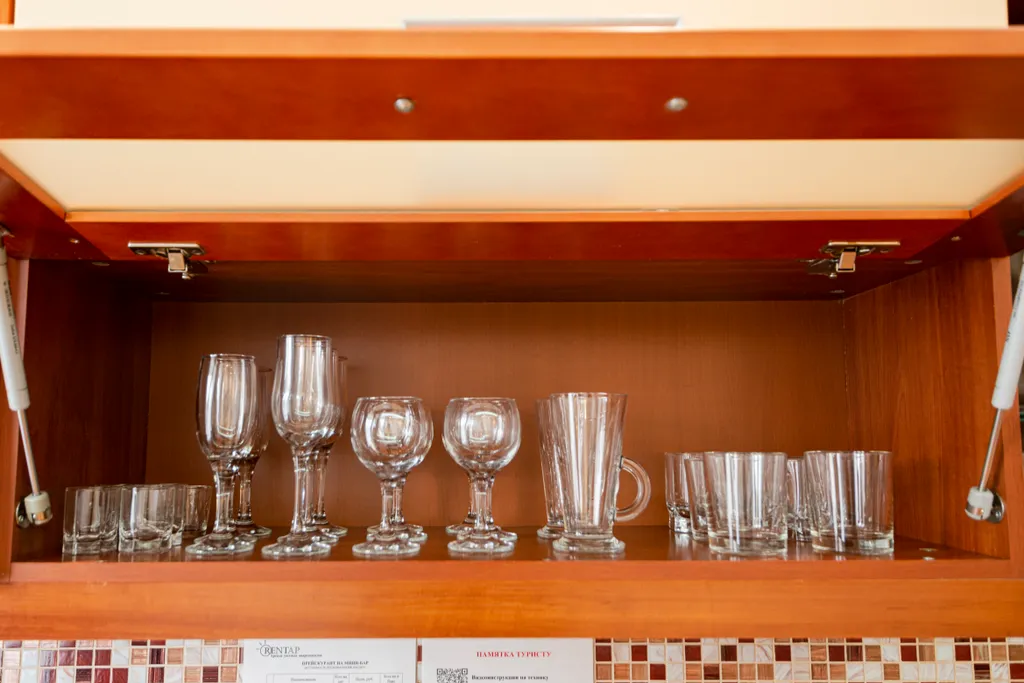 Просторная квартира недалеко от МНТК, с тренажерами, гостиничный сервис