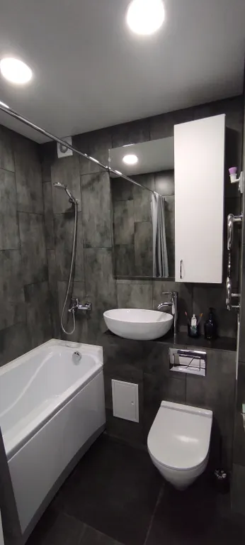 Великолепная квартира в самом центре с дизайнерским ремонтом