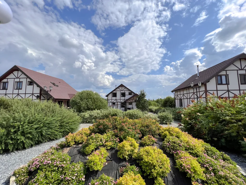 Уютный дом за городом