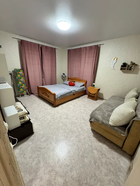 Просторная квартира с видом на озеро и парк — аренда посуточно в Самара