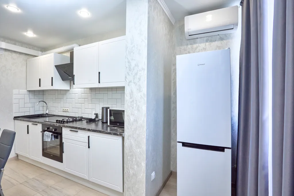 Уютная квартира в центре города с видом на море