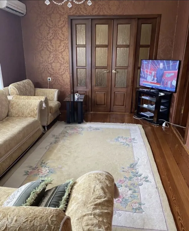 7-комнатный Дом