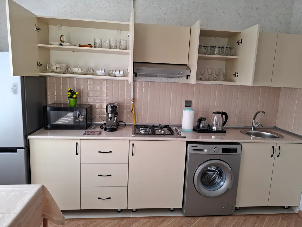 Квартира недалеко от центра на берегу Каспия