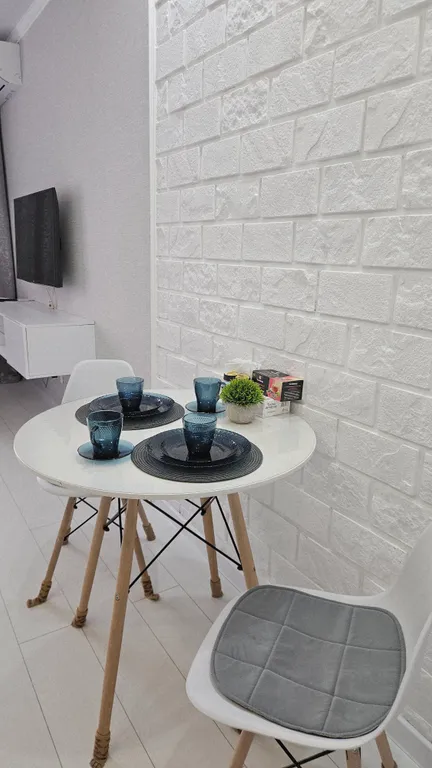 Светлая студия рядом с фк Чайкой