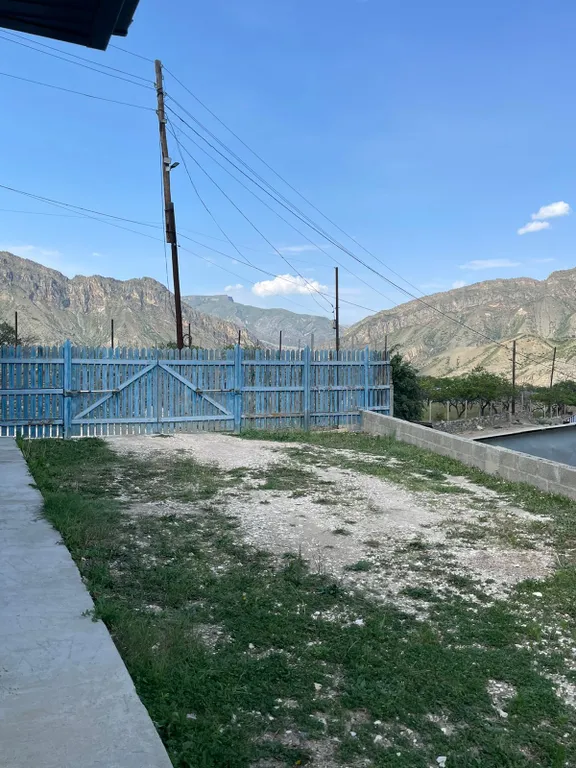 Дом недалеко от Гуниба