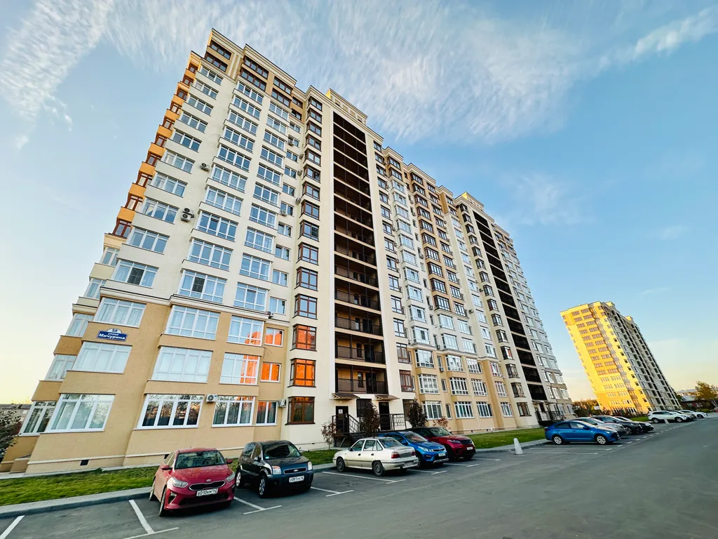 3-комнатные апартаменты на Мичурина у Парка Ангелов