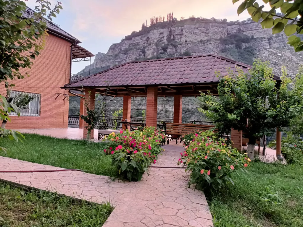 Дом с видом на реку