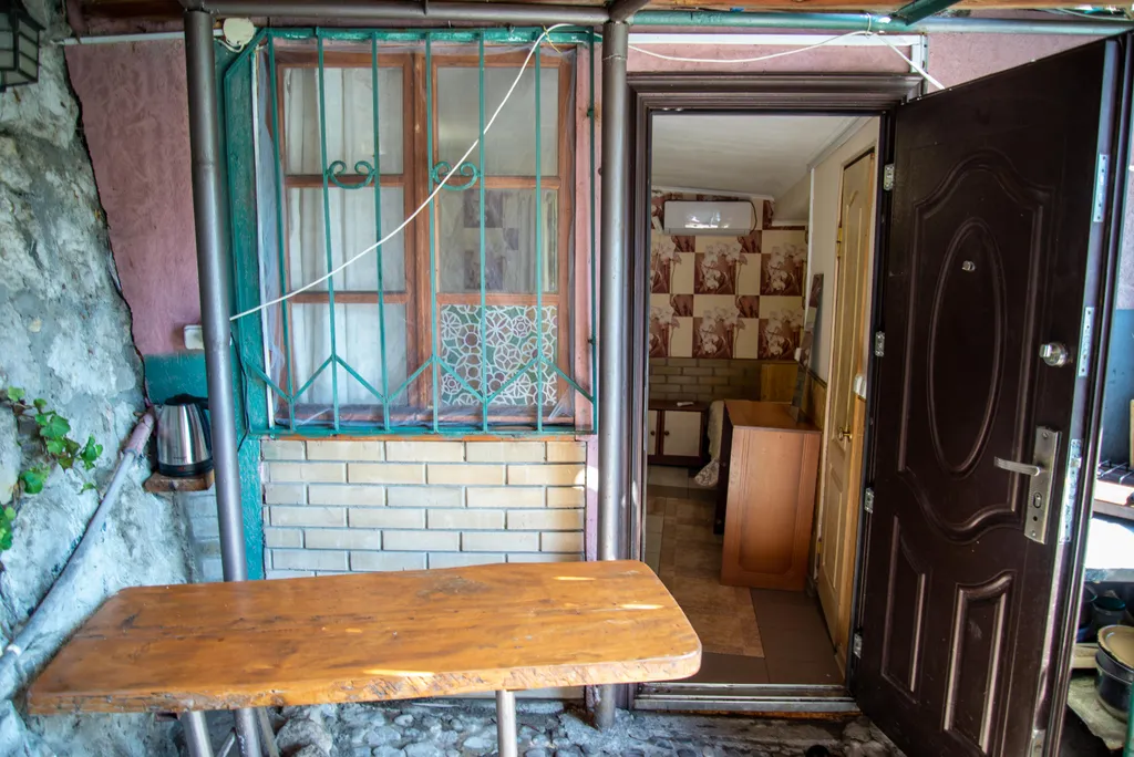 Домик с террасой