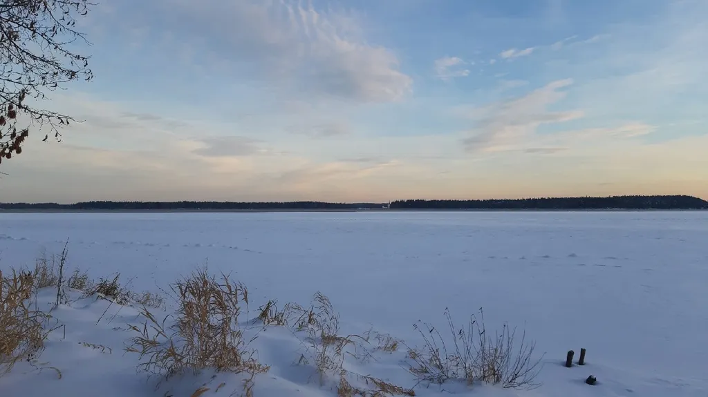 На берегу Валдайского озера