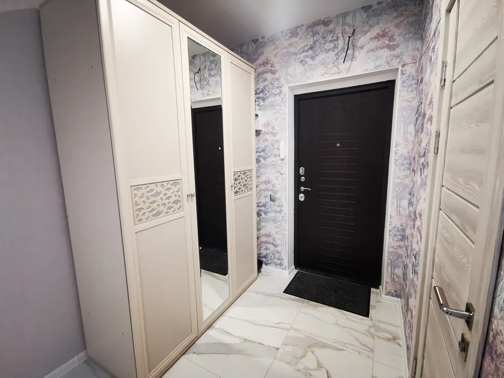 Уютная студия с боковым видом на море