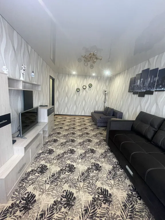 Уютная квартира — аренда посуточно в Ишим