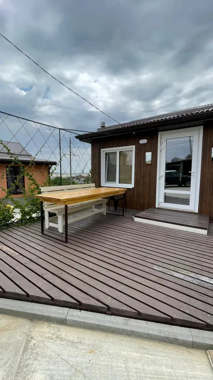 Домик с видом на гору