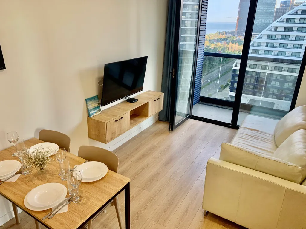 Panoramic flat in White Sails from Sunrayhome