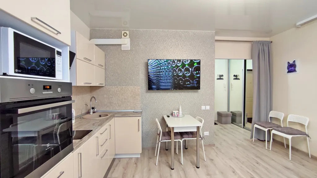 Комфортная квартира на набережной