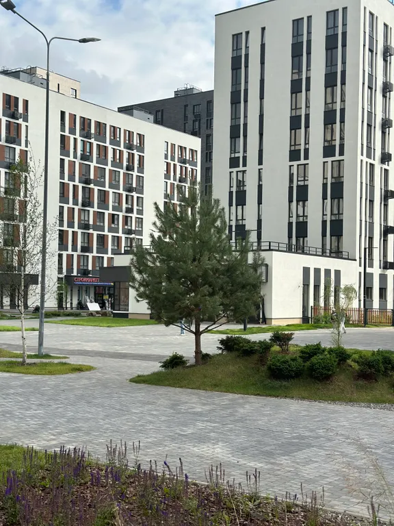 Уютная студия с большим балконом