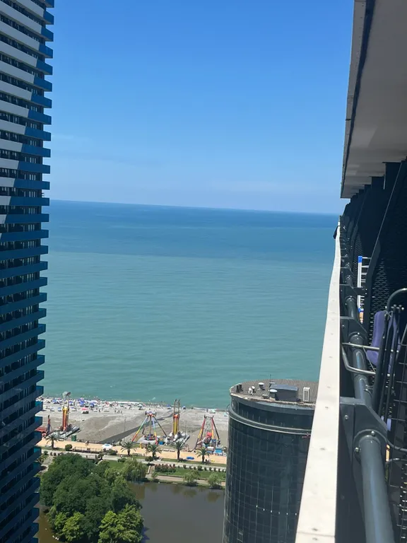 Шик вид на море на первой линии с высоты орби сити
