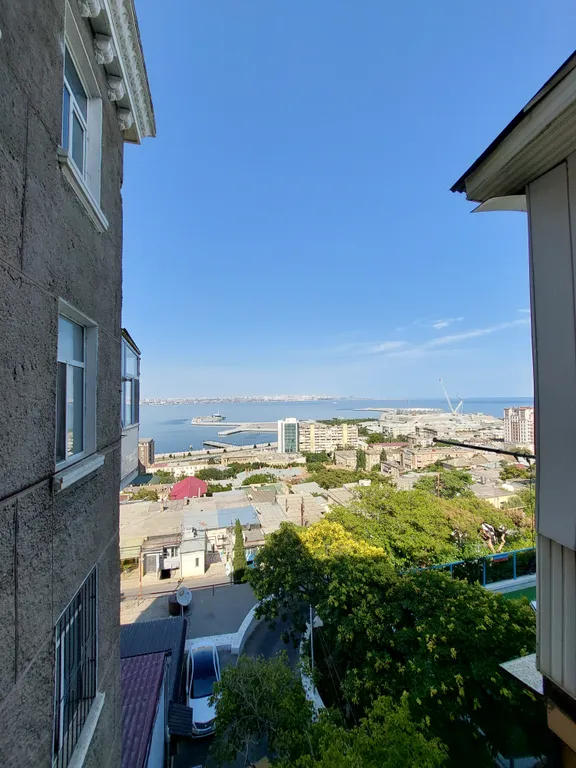 Тихая и уютная квартира с прекрасным видом на море