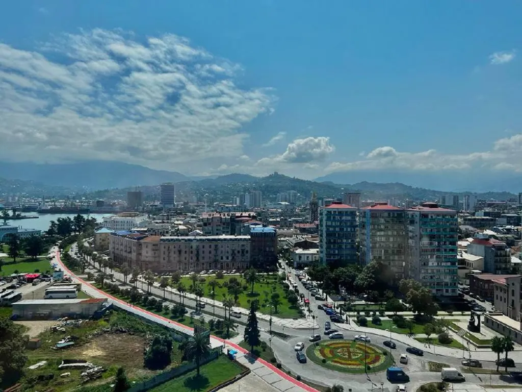 Апартаменты в центре Батуми 100 метров от моря, Porta Batumi Tower