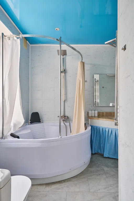 Квартира 4-комнатная большая квартира в доме Ахматовой, Третьяковская галерея — Москва