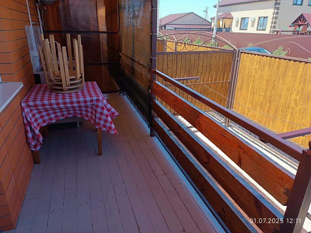 Номер со своим двором и общей кухней