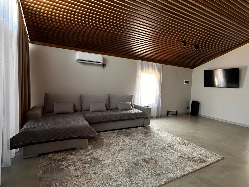 Дом с видом на море