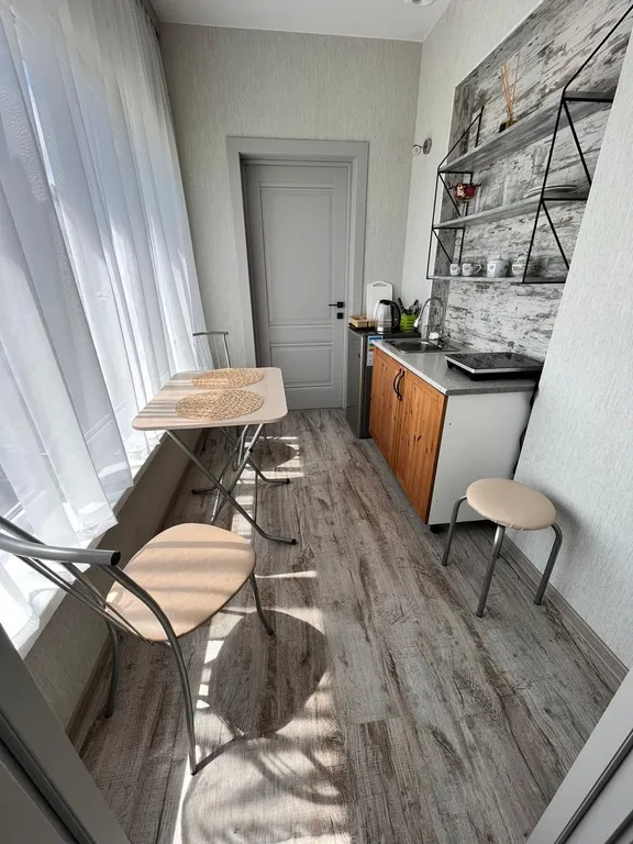 Двухкомнатный апарт на втором этаже