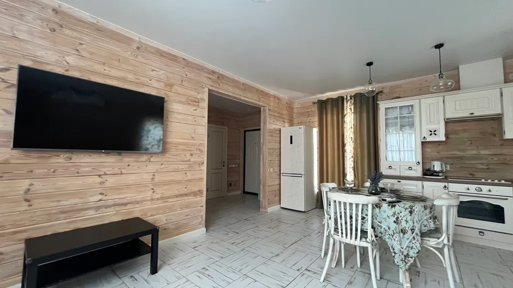 Уютная дача с видом на горы