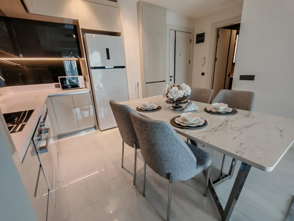 Квартира 1+1 в Azura World c видом на бассейн и аквапарком