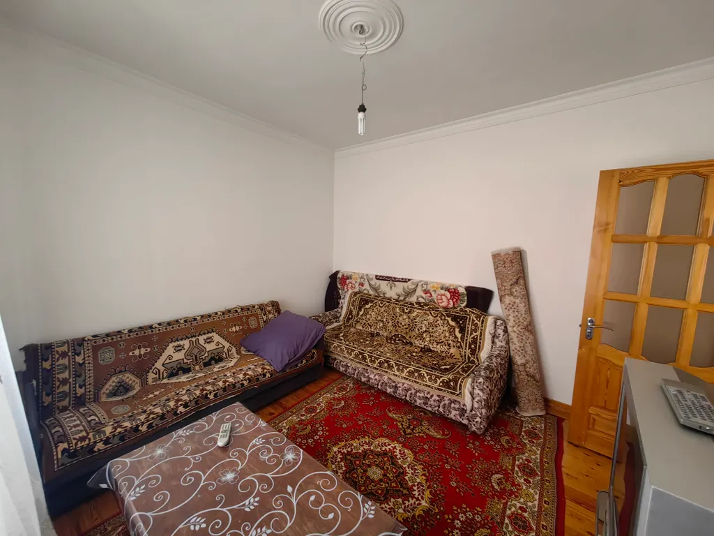 Просторный дом с зоной барбекю