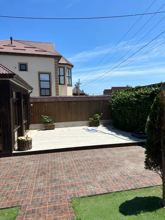 Дом на берегу моря