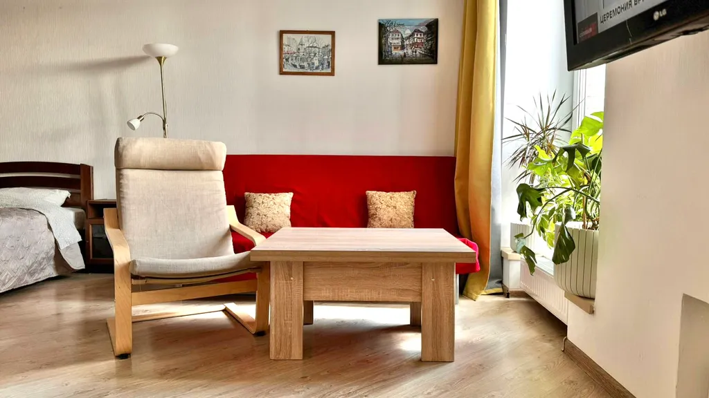 Большая студия на проспекте