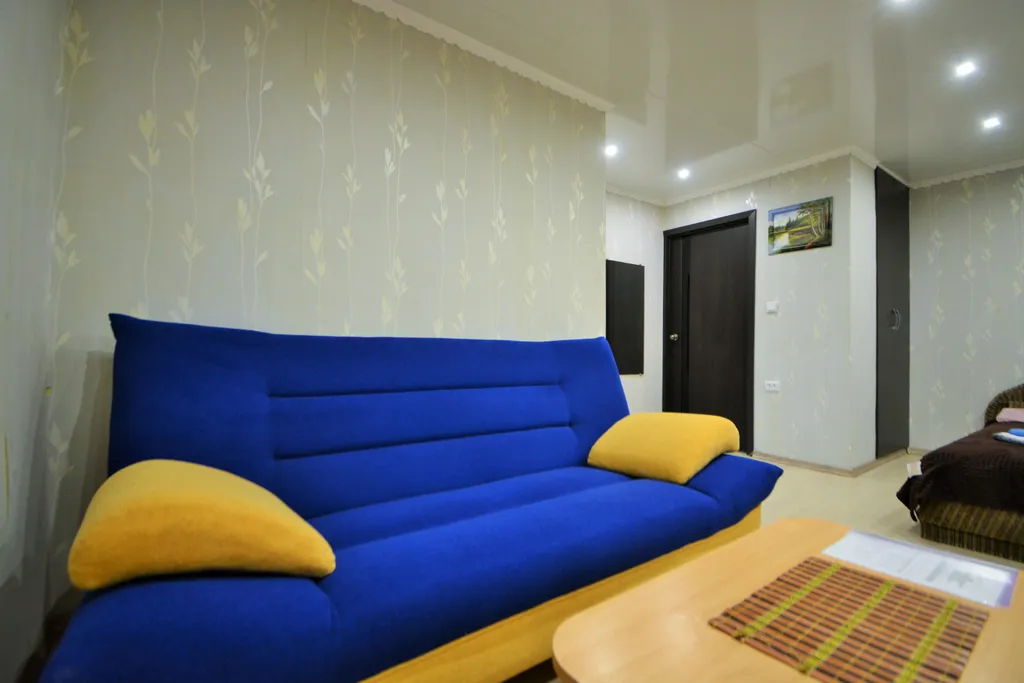 Однокомнатная квартира недалеко от КРЦ Плазма, сетевых магазинов