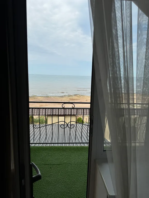 Дача на берегу моря со всеми удобствами